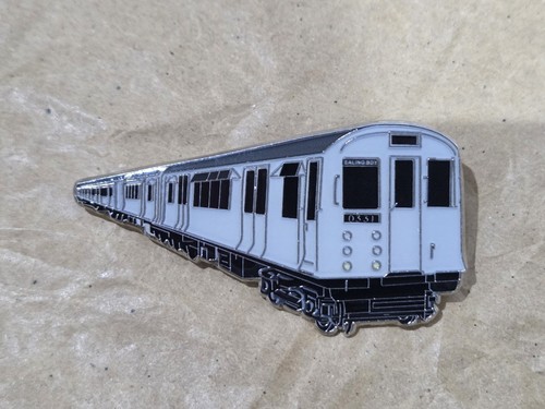 London underground stock - underground, r