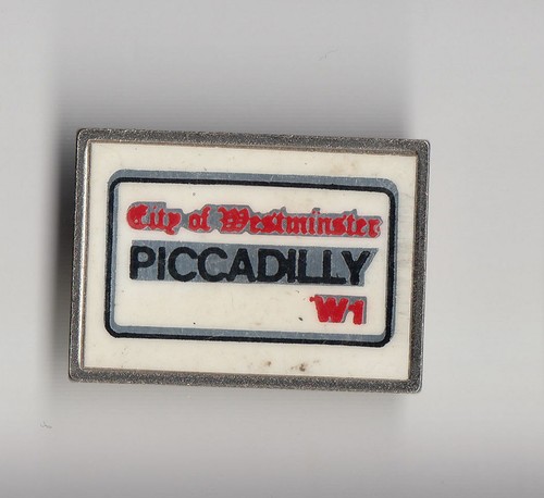Vintage united kingdom pin - united,