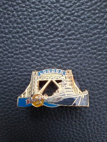 Hard rock cafe pin london - rock,
